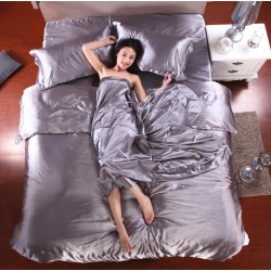 Parrure de lit en soie 4 pièces